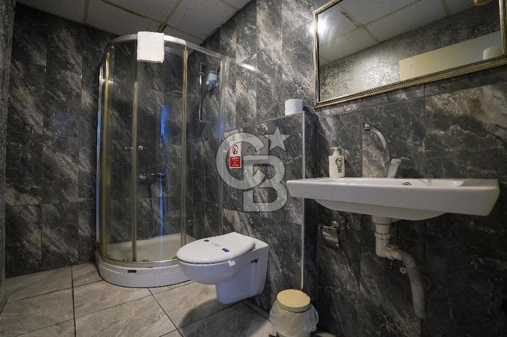 FİNANS MERKEZİ, HASTANELER VE PLAZALAR BÖLGESİNDE DEVREN OTEL
