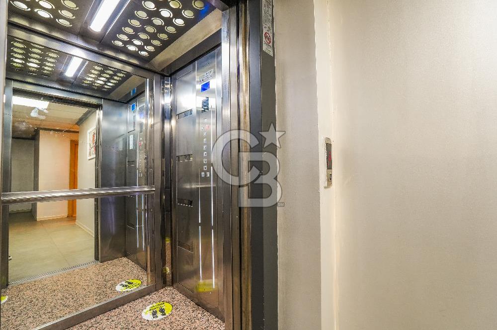 FİNANS MERKEZİ, HASTANELER VE PLAZALAR BÖLGESİNDE DEVREN OTEL