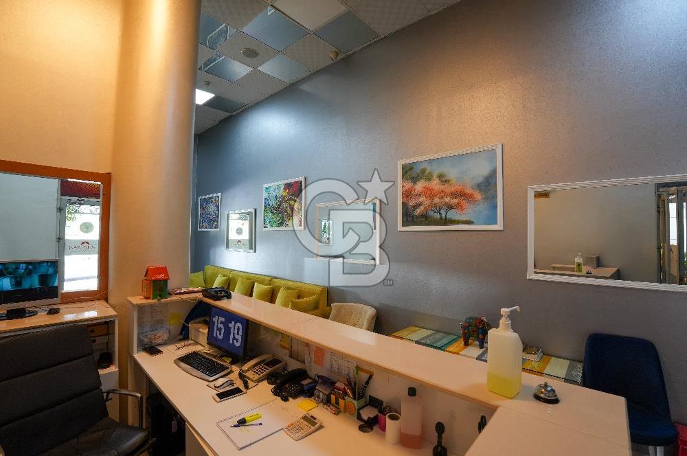 FİNANS MERKEZİ, HASTANELER VE PLAZALAR BÖLGESİNDE DEVREN OTEL