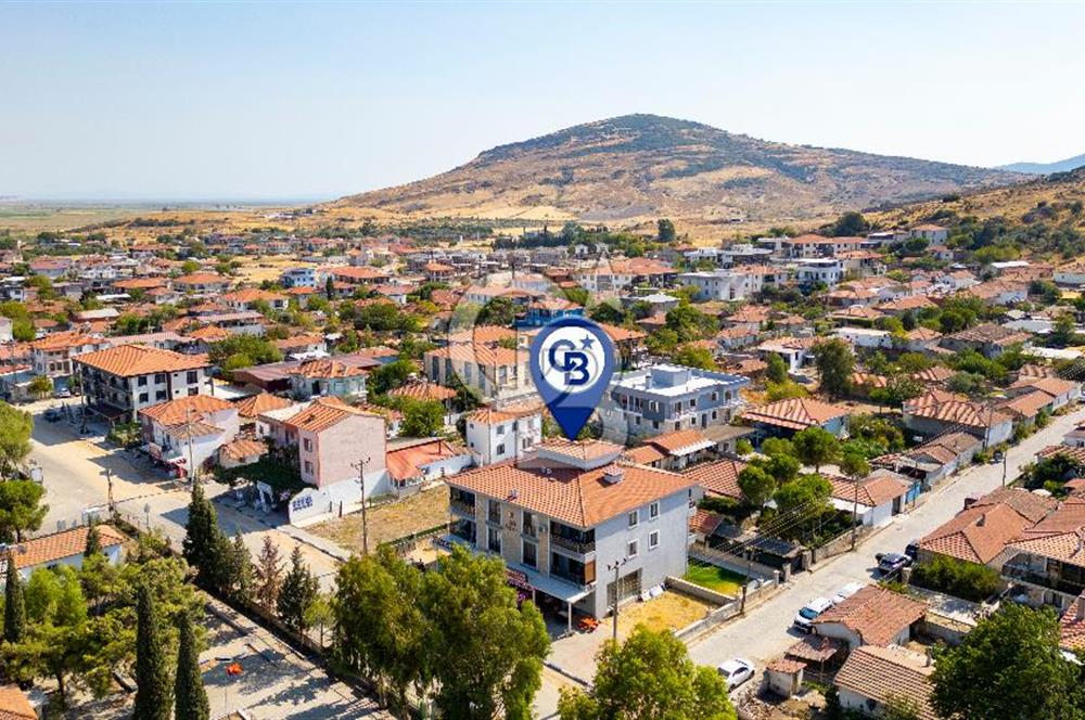 Foça Yenibağarası Ana Cadde Üzeri Satılık Dükkan