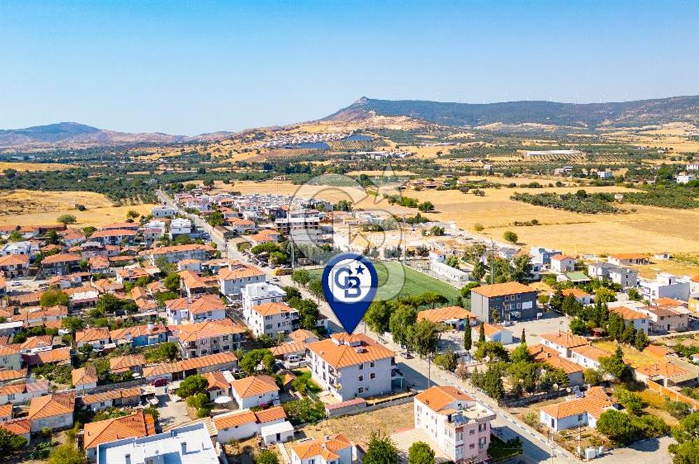 Foça Yenibağarası Ana Cadde Üzeri Satılık Dükkan