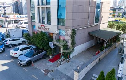 FİNANS MERKEZİ, HASTANELER VE PLAZALAR BÖLGESİNDE DEVREN OTEL