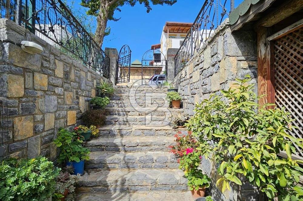 Bodrum Bitez de Satılık Bahçe Katı Daire