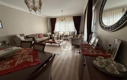 KOZYATAĞI’NDA YEŞİLLİKLER İÇİNDE BAKIMLI 3+1 SATILIK DAİRE
