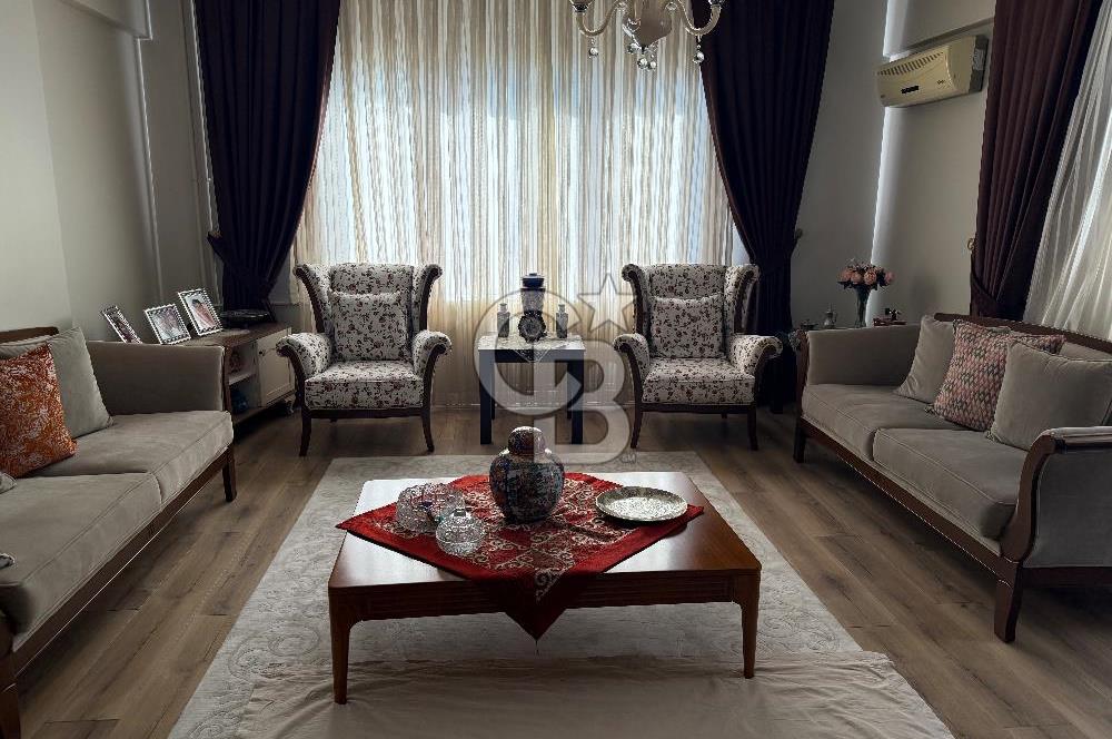 KOZYATAĞI’NDA YEŞİLLİKLER İÇİNDE BAKIMLI 3+1 SATILIK DAİRE