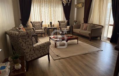 KOZYATAĞI’NDA YEŞİLLİKLER İÇİNDE BAKIMLI 3+1 SATILIK DAİRE
