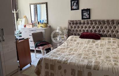 KOZYATAĞI’NDA YEŞİLLİKLER İÇİNDE BAKIMLI 3+1 SATILIK DAİRE