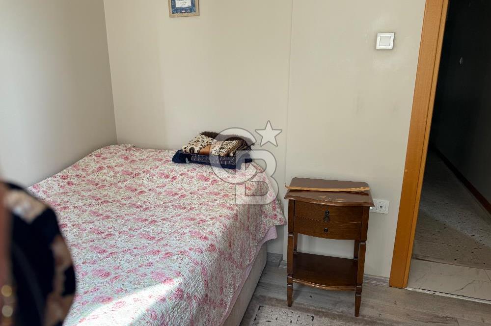 KOZYATAĞI’NDA YEŞİLLİKLER İÇİNDE BAKIMLI 3+1 SATILIK DAİRE