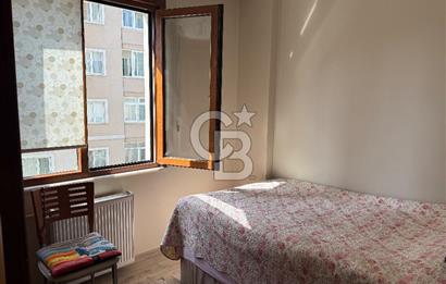 KOZYATAĞI’NDA YEŞİLLİKLER İÇİNDE BAKIMLI 3+1 SATILIK DAİRE