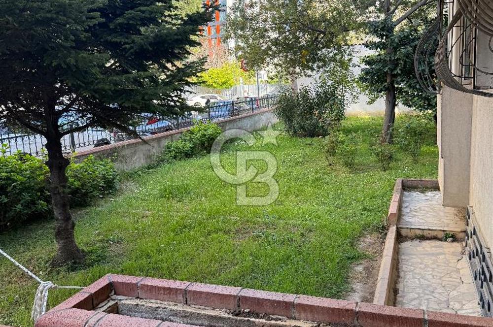 KOZYATAĞI’NDA YEŞİLLİKLER İÇİNDE BAKIMLI 3+1 SATILIK DAİRE