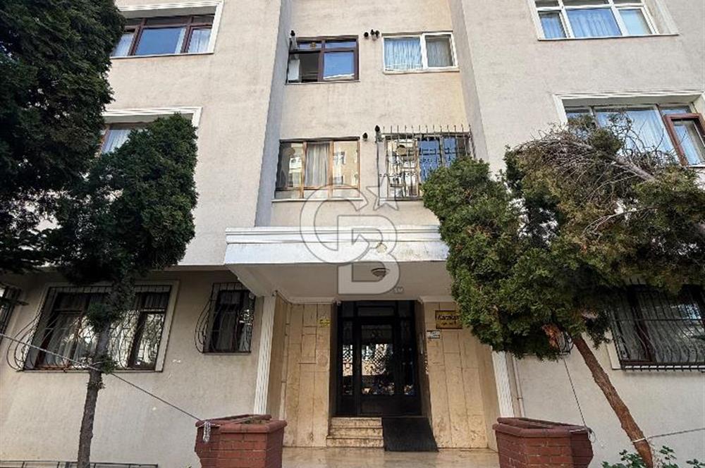 KOZYATAĞI’NDA YEŞİLLİKLER İÇİNDE BAKIMLI 3+1 SATILIK DAİRE