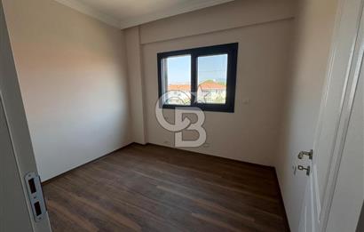 Foça Bağarasında Ferah ve Aydınlık 2+1 Daire Satılık