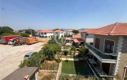 Foça Bağarasında Ferah ve Aydınlık 2+1 Daire Satılık