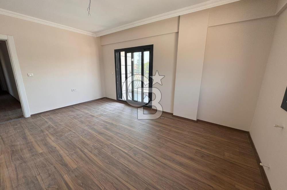 Foça Bağarasında Ferah ve Aydınlık 2+1 Daire Satılık