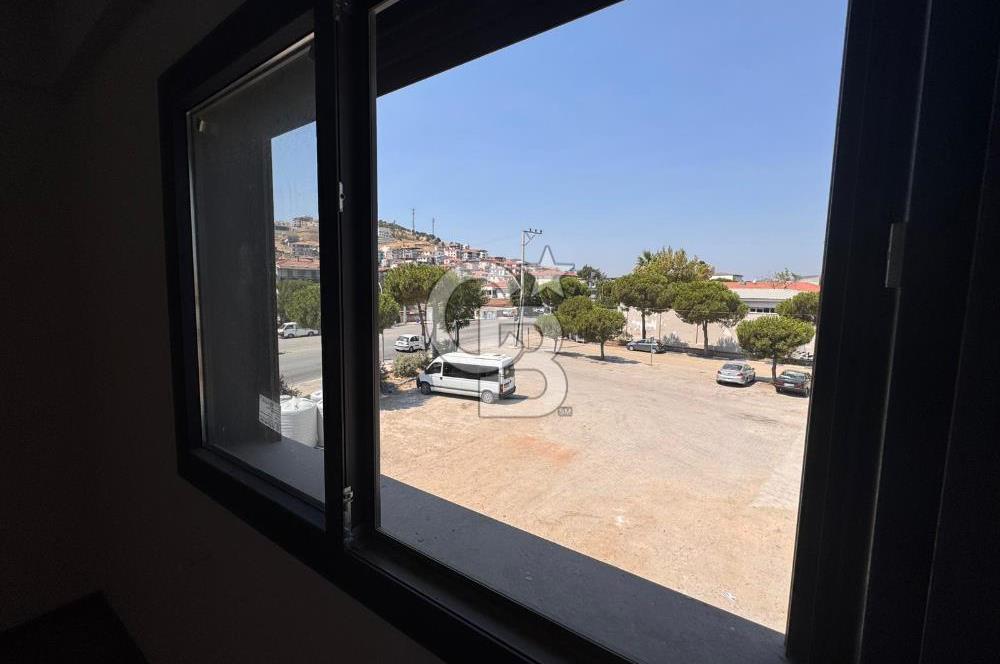 Foça Bağarasında Ferah ve Aydınlık 2+1 Daire Satılık