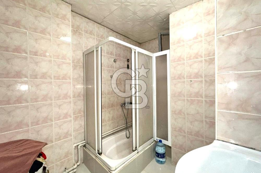 MAHMUTBEY MEYDAN'DA MERKEZİ KONUMDA 2+1 SATILIK DAİRE
