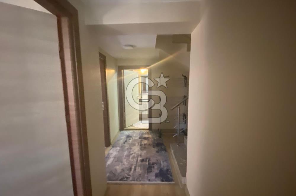 Urla Altıntaş’ta Satılık Bahçeli 3+1 Dubleks Daire
