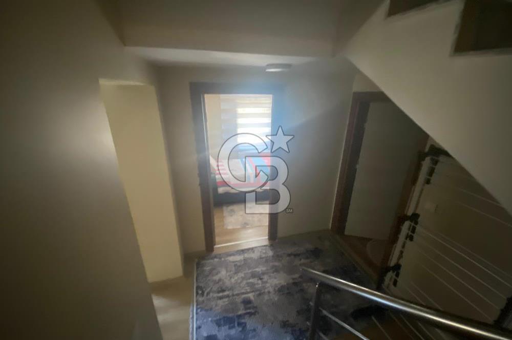 Urla Altıntaş’ta Satılık Bahçeli 3+1 Dubleks Daire