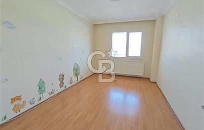 BUCA’DA SİTE İÇİNDE GENİŞ,ARAKAT 3+1 TAŞINMAYA HAZIR DAİRE