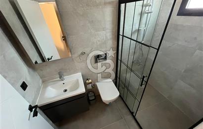 Karaburun Kamukent Sitesi 4+1 Eşyalı Kiralık Tripleks Villa