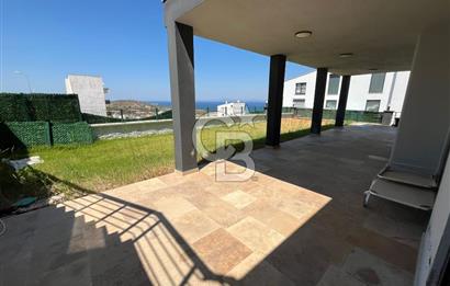 Karaburun Kamukent Sitesi 4+1 Eşyalı Kiralık Tripleks Villa