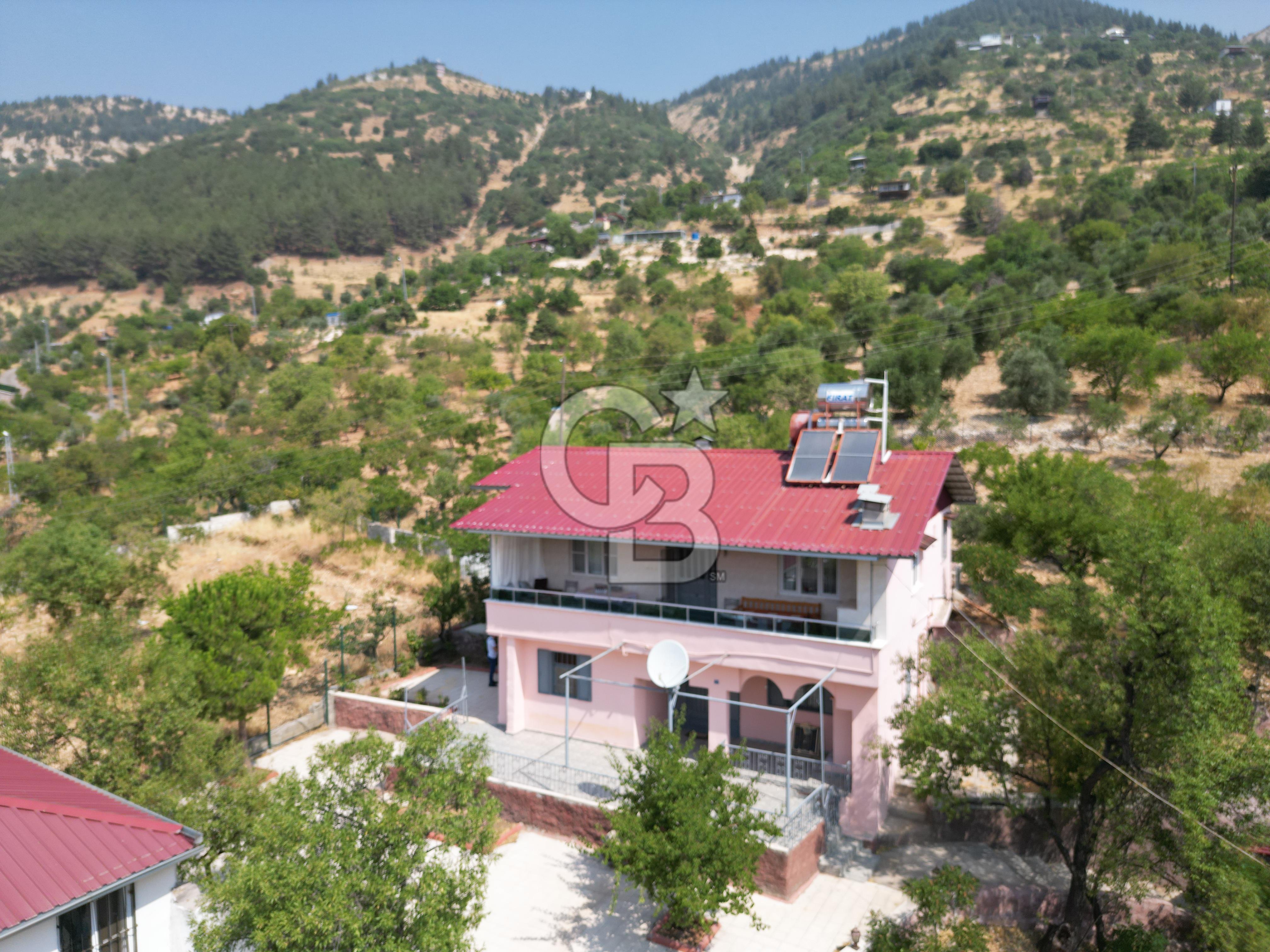 CB'DEN KANDIL'DA HARİKA MANZARALI SATILIK BAĞ EVİ VE BAHÇE