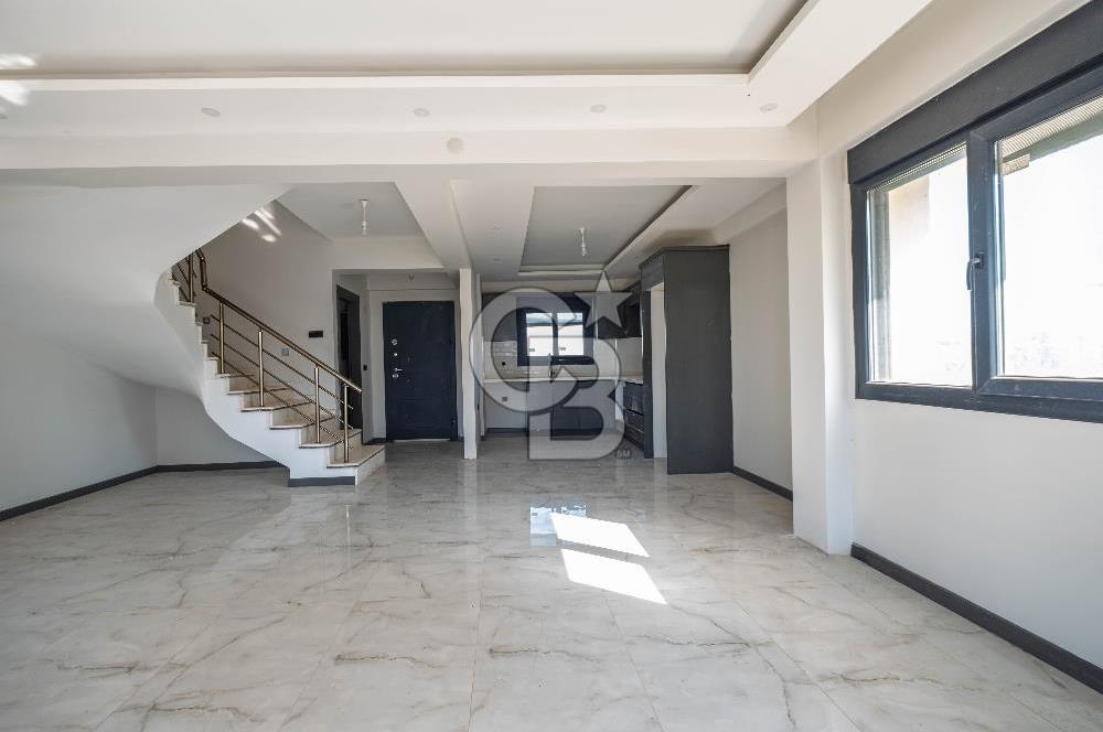 Dikili Salihler'de Holwest Projesinde Satılık Havuzlu 4+1 Villa