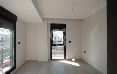 Dikili Salihler'de Holwest Projesinde Satılık Havuzlu 4+1 Villa