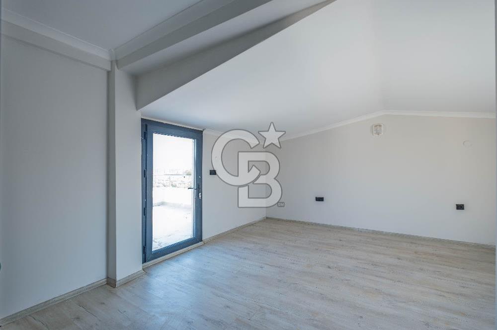 Dikili Salihler'de Holwest Projesinde Satılık Havuzlu 4+1 Villa
