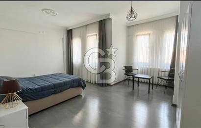 Yalova Çınarcık Koru Mahallesinde Yüzme Havuzlu Villa