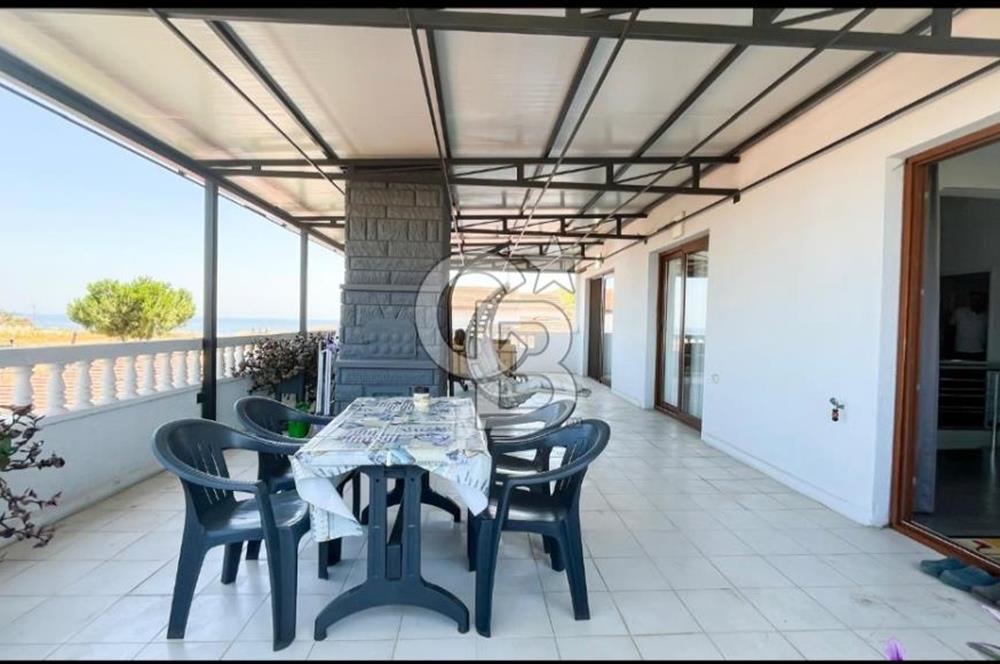 Yalova Çınarcık Koru Mahallesinde Yüzme Havuzlu Villa