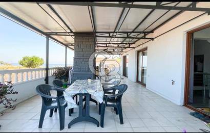 Yalova Çınarcık Koru Mahallesinde Yüzme Havuzlu Villa