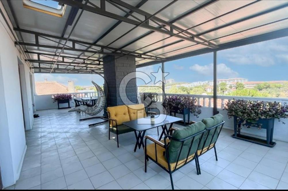 Yalova Çınarcık Koru Mahallesinde Yüzme Havuzlu Villa