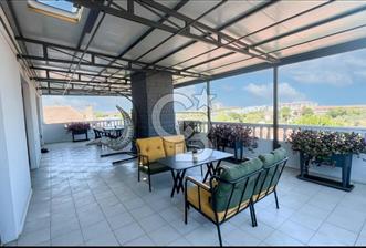 Yalova Çınarcık Koru Mahallesinde Yüzme Havuzlu Villa