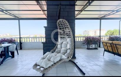 Yalova Çınarcık Koru Mahallesinde Yüzme Havuzlu Villa
