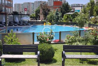 GÖLDE LÜXE 2 SİTESİNDE GÖKSU PARKI MANZARALI SATILIK 1+1 DAİRE