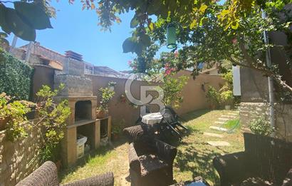 Urla Altıntaş’ta Satılık Bahçeli 3+1 Dubleks Daire