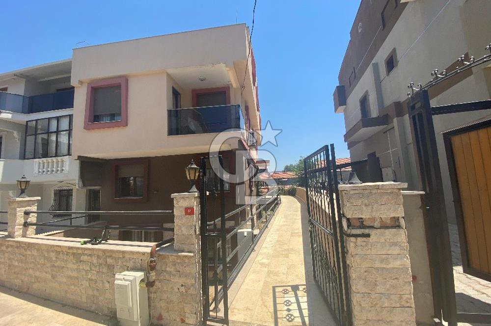 Urla Altıntaş’ta Satılık Bahçeli 3+1 Dubleks Daire
