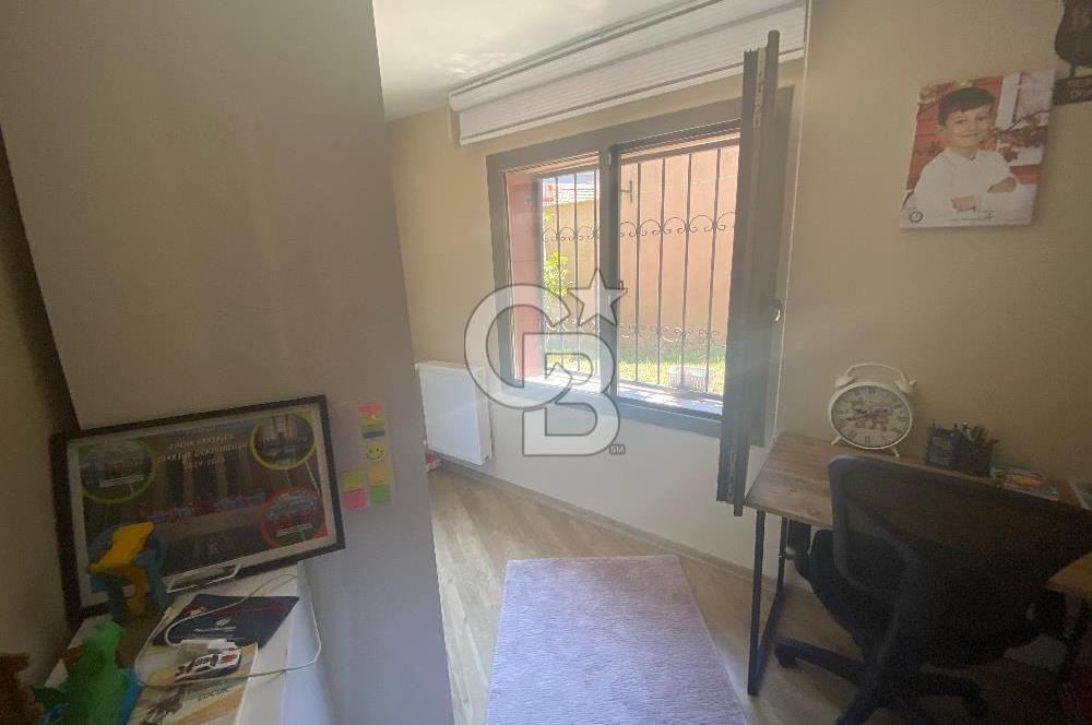Urla Altıntaş’ta Satılık Bahçeli 3+1 Dubleks Daire