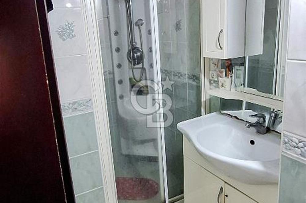 Çengelköy'de Sitede Kısmi Boğaz Manzaralı Teraslı Bakımlı Dubleks