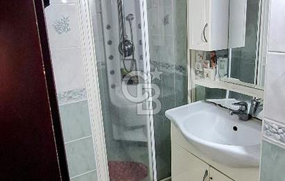 Çengelköy'de Sitede Kısmi Boğaz Manzaralı Teraslı Bakımlı Dubleks
