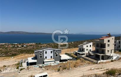 Karaburun Kamukent Sitesi 4+1 Eşyalı Kiralık Tripleks Villa