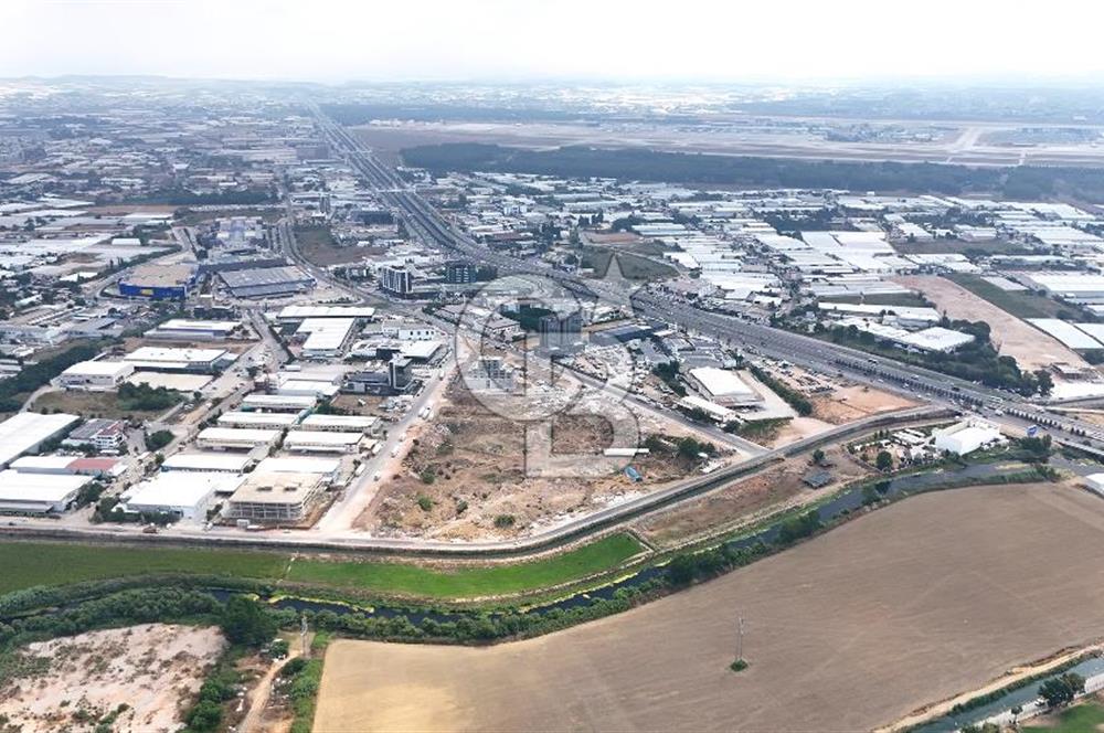 ANTALYA KEPEZ SERİK CADDESİNDE SATILIK TİCARİ ARSA - 43.190 m2