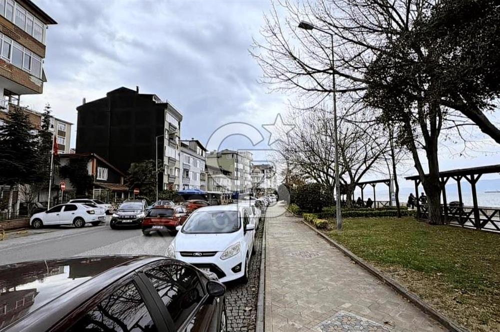 SAHİLDE DENİZE SIFIR ARAKAT LÜKS EŞYALI 110 M2 3+1 KİRALIKDAİRE