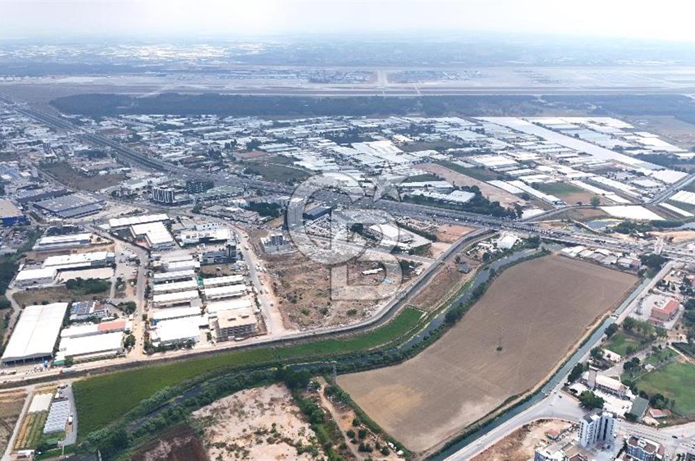 ANTALYA KEPEZ SERİK CADDESİNDE SATILIK TİCARİ ARSA - 43.190 m2