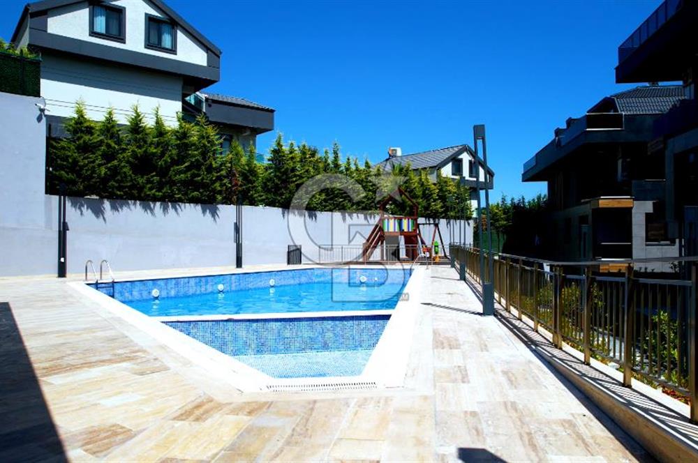 Ardıçlı Göl Evleri Satılık 5+2 Dubleks Villa