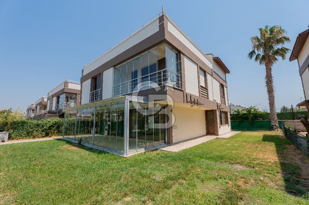 Sasalı Flamingo 2 Sitesi nde 5+1 Satılık Villa