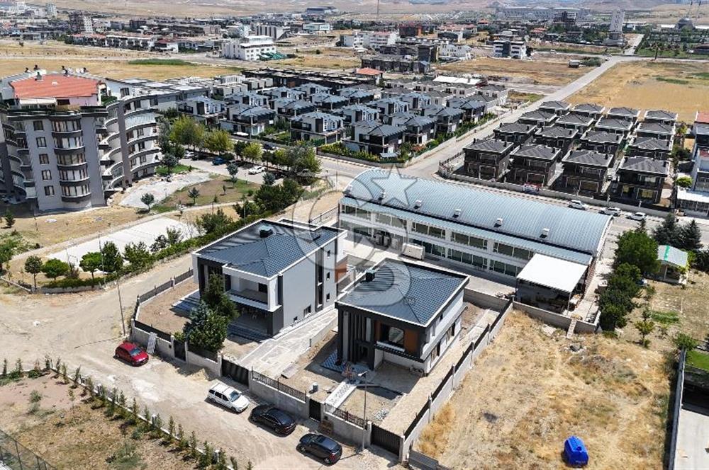 YENİBAĞLICA NATAMAM 6+2 VİLLA