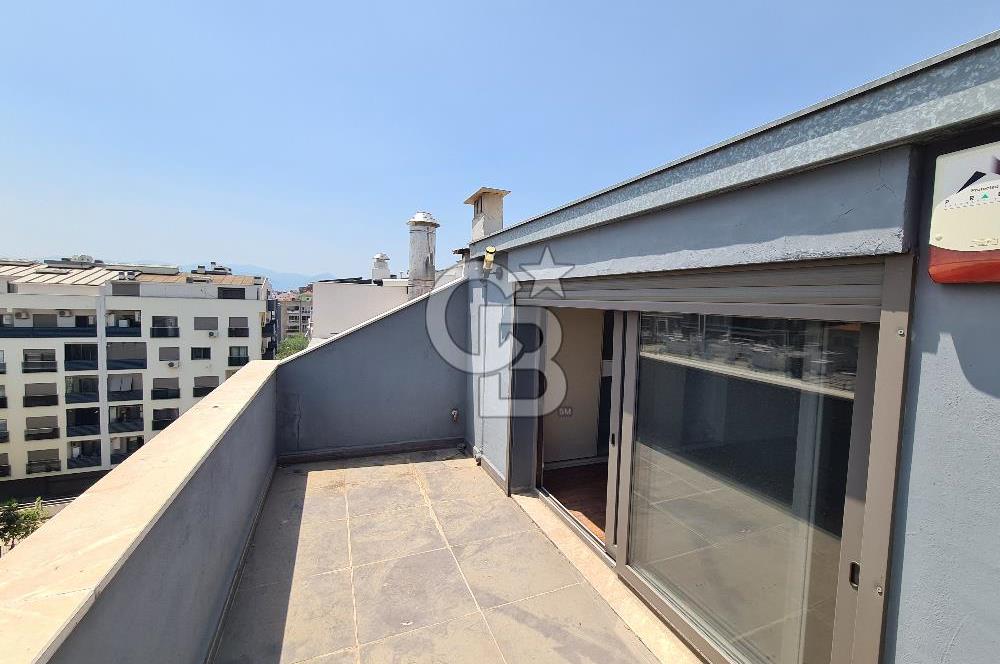BOSTANLI'DA DUBLEKS TERASLI 240m² 3+1 SATILIK DAİRE