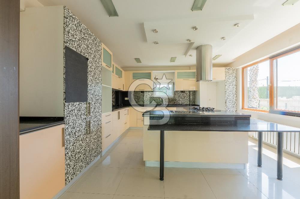 Sasalı Flamingo 2 Sitesi nde 5+1 Satılık Villa